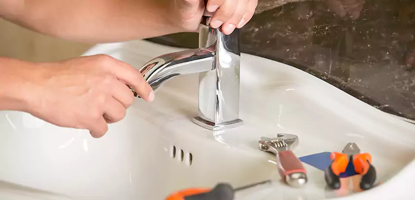 Bathtub Faucet Replacement in Sanford